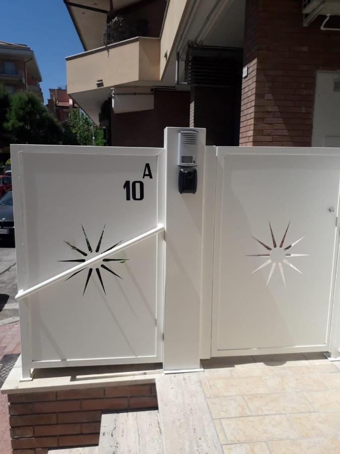 B&B Lido Apartament 10A ชิวิตาโนวา มาร์เค ภายนอก รูปภาพ