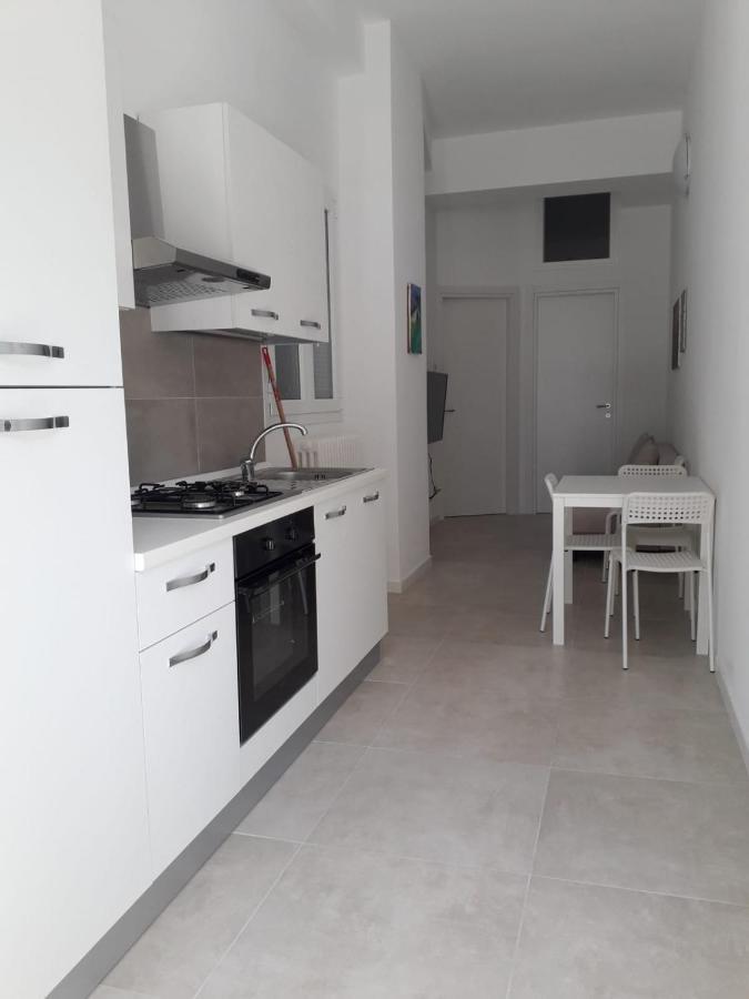 B&B Lido Apartament 10A ชิวิตาโนวา มาร์เค ภายนอก รูปภาพ
