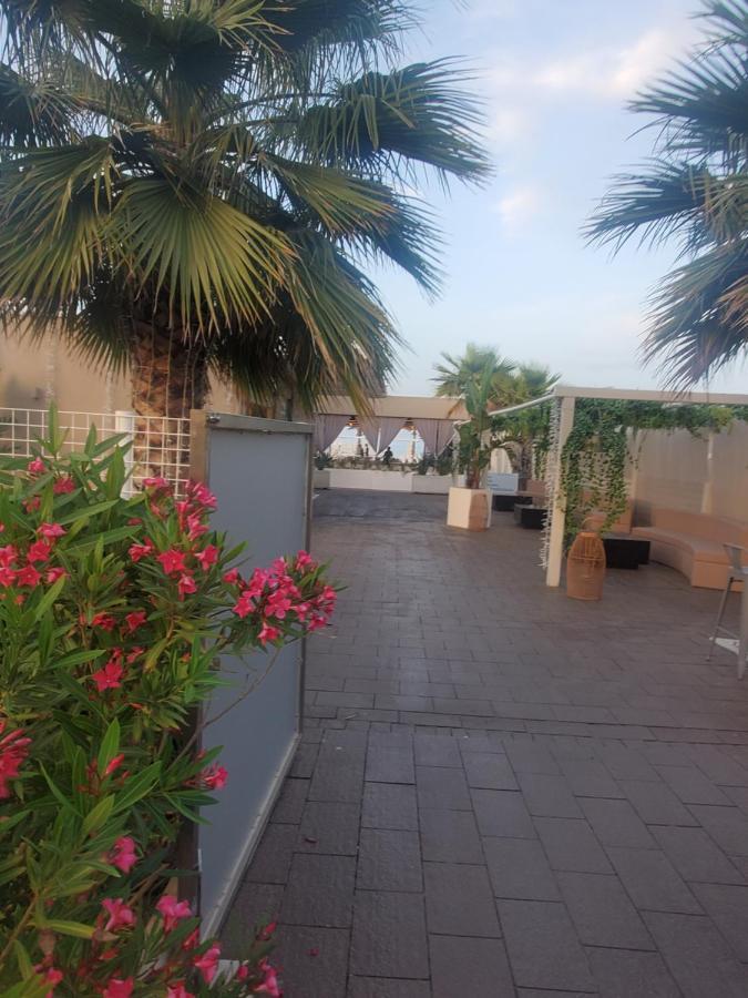 B&B Lido Apartament 10A ชิวิตาโนวา มาร์เค ภายนอก รูปภาพ